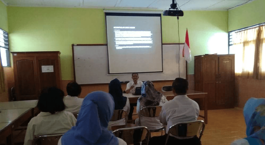 PENINGKATAN KEAKTIFAN BELAJAR SISWA PADA PEMBELAJARAN IPA DENGAN MENGGUNAKAN LEMBAR KEGIATAN SISWA YANG BERBASIS LINGKUNGAN DI KELAS VIII-C SMP NEGERI 2 NANGGULAN TAHUN PELAJARAN 2014/2015